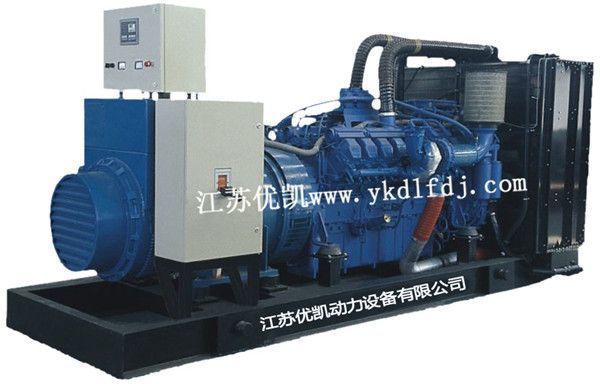 奔馳220-2600KW柴油發(fā)電機(jī)組